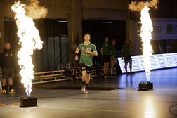 Belle beslist titelstrijd in het herenhandbal